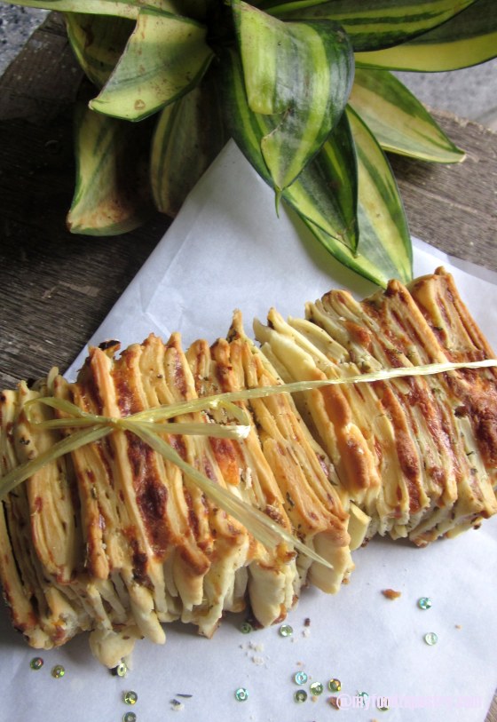 Herb Cheese Pull Apart Bread